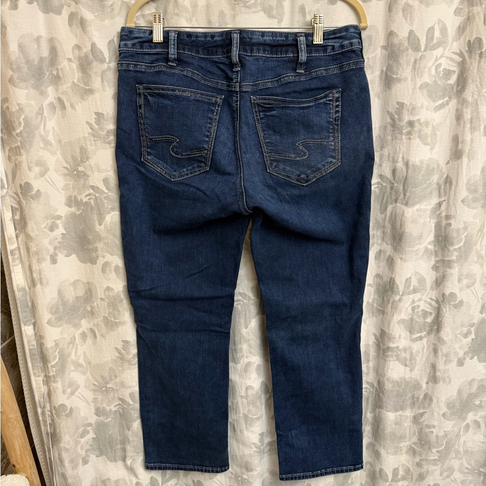 Silver Jeans Suki Capri EUC